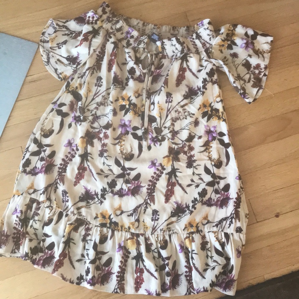 RUE 21 floral blouse